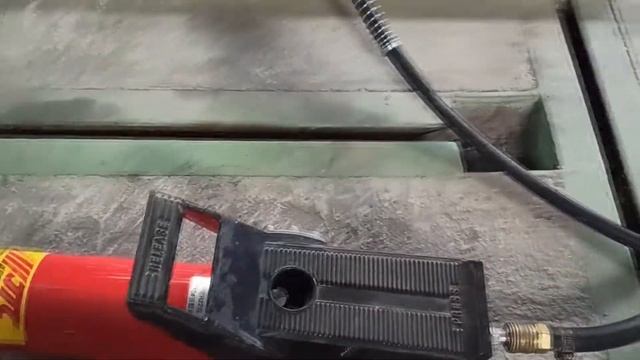 Пневмо-гидравлический насос JTC, педаль для кузовного ремонта. смотреть онлайн