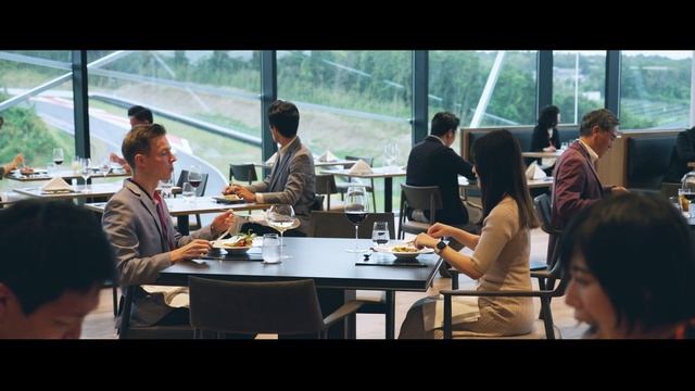 Off the Track Experiences | Porsche Experience Center Tokyo смотреть онлайн
