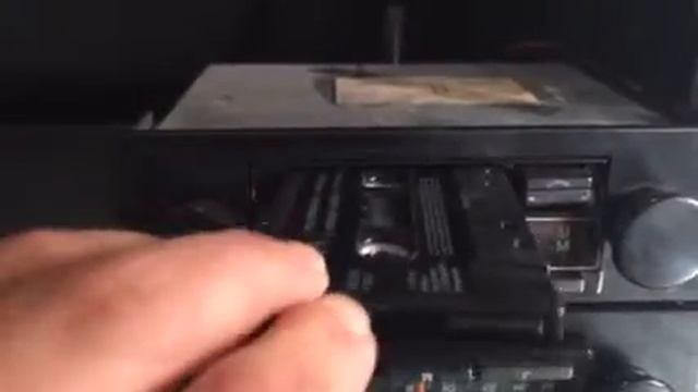 Chromelondon.com BLAUPUNKT SUTTGART CR DELUXE CLASSIC CAR RADIO CASSETTE смотреть онлайн