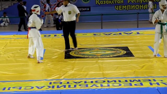 Калюжин Максим 1 бой смотреть онлайн