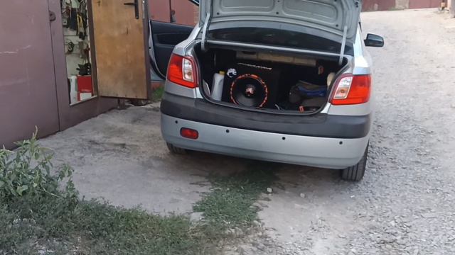 Прокладка проводки Kia Rio 2 под Саб Dl Audio Piranha 12A SE смотреть онлайн