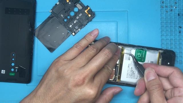 OPPO Reno 2 Z Replace Battery смотреть онлайн