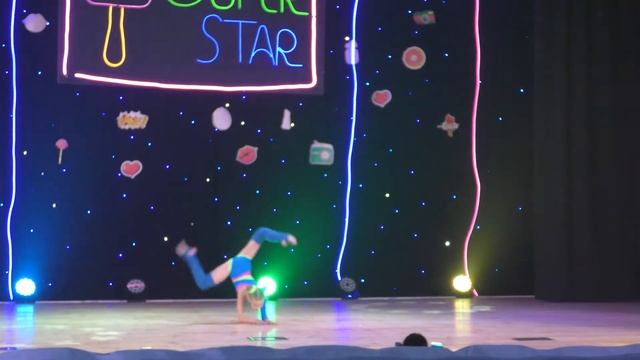 Сафронова Виктория – «Ритм жизни». Фестиваль "Super STAR Fest" г. Киев 22.05.2021. смотреть онлайн