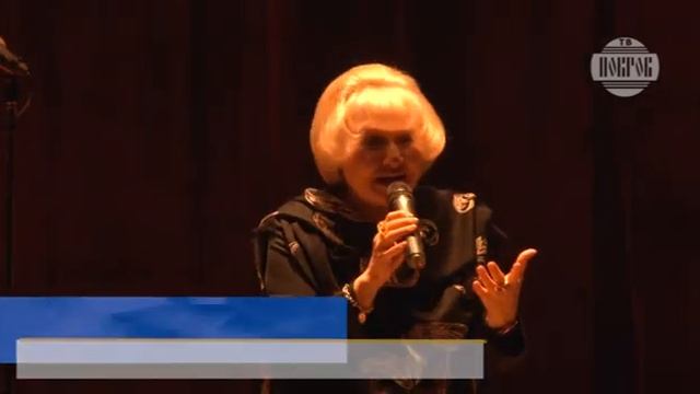 Французская певица Кристель Лури смотреть онлайн