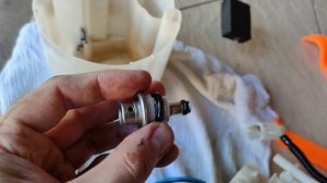 Замена топливного фильтра Mazda CX-5 AWD 2015 (KE)