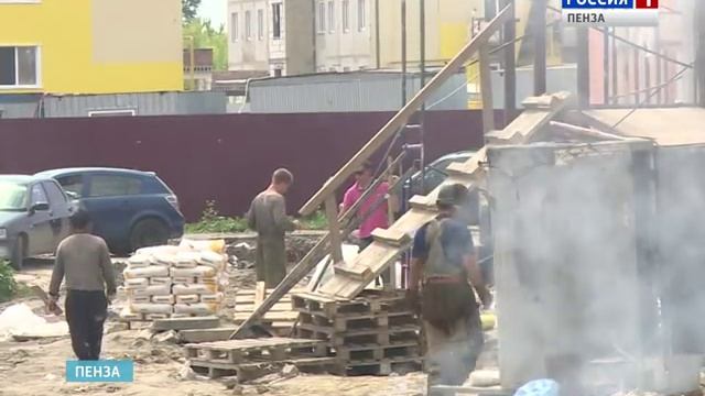 Новоселы подсчитывают недочеты в сданных домах в микрорайоне Заря смотреть онлайн