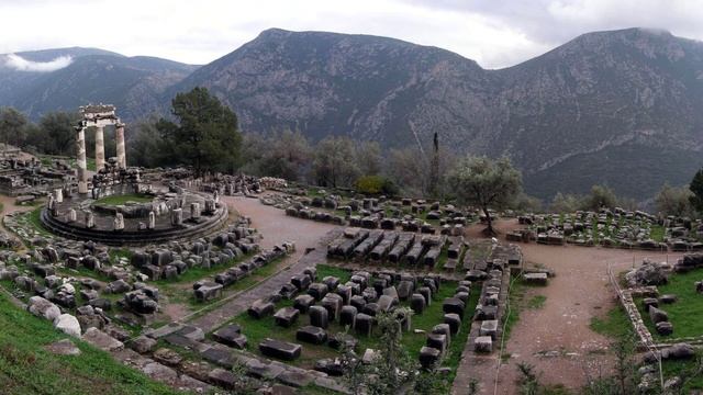 The Oracle of Delphi and The Delphic Commandments (explanations, symbols, Plato and Heraclitus) смотреть онлайн