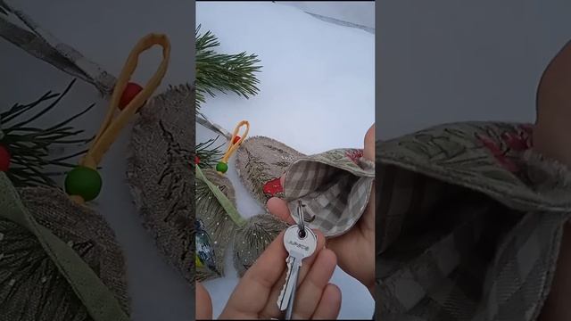 Красивые нужные подарки ручной работы!! Карманные ключницы! смотреть онлайн