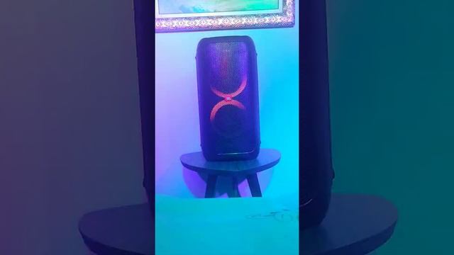 JBL PARTYBOX 100 - Teste de som 25% e BASS I ativado смотреть онлайн