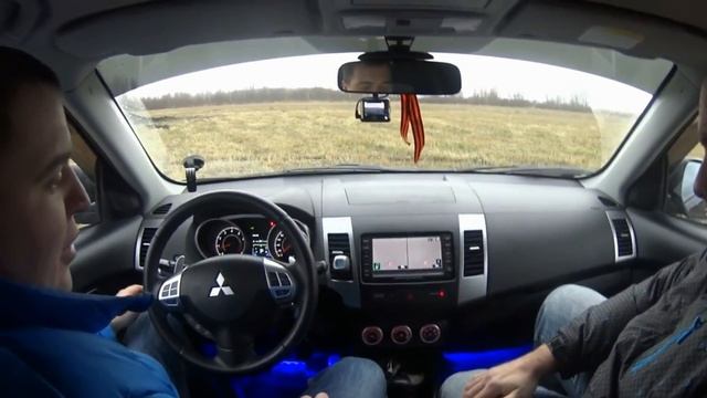 Mitsubishi outlander xl смотреть онлайн