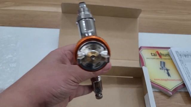 Súng phun màu oto. LPH-400-134LVX Anest Iwata. Lỗ phun 1.3mm смотреть онлайн