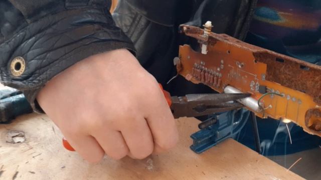 Au в ТРАНЗИСТОРАХ ... смотреть онлайн