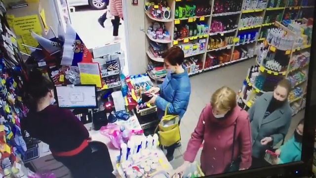 Полиция разыскивает неустановленное лицо, которое похитило денежные средства с банковской карты смотреть онлайн