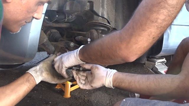 How to Replace Mk1 Audi TT Rear Discs & Pads - same for VW, Seat & Skoda смотреть онлайн