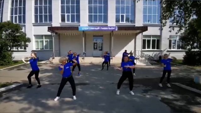 Спортивная школа №16: танцевальная зарядка смотреть онлайн