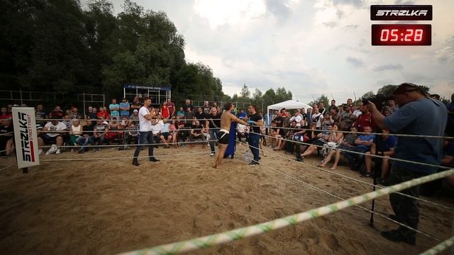 КАРАТЭ БОЙ против БОЙЦА ММА !!!! смотреть онлайн