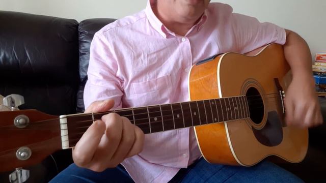 How to play Over my shoulders Mike and the Mechanics in A Major смотреть онлайн