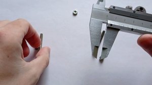 Дюймовая и метрическая резьба Эксперимент нарезания резьбы плашкой одна поверх другой