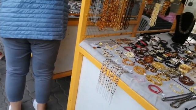 Паланга Литва 2021 На Янтарном рынке выбраю украшения и подарки смотреть онлайн