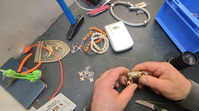 нашёл Мешок с драгоценностями