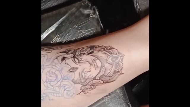 Medusa blackwork tattoos смотреть онлайн