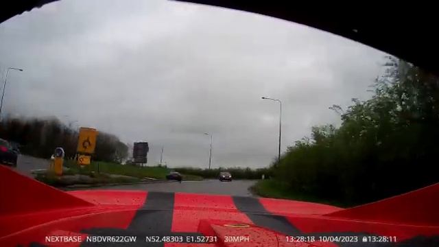 ooops lucky old git смотреть онлайн