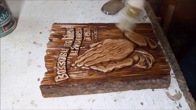 Лаковое покрытие кистью, Резьба по дереву - Wood carving. смотреть онлайн