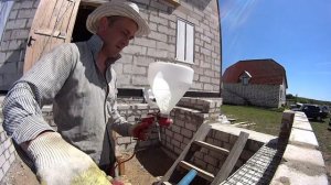 Крыльцо/пристройка к дому - черновая защитная штукатурка картушным пистолетом!