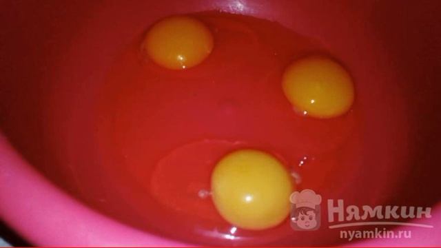 Tender pie with champignons and sausage смотреть онлайн