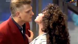 Анастасия Макеева - Два кусочека колбаски