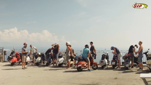 VESPA Road Trip Amalfi 2016 by SIP Scootershop смотреть онлайн