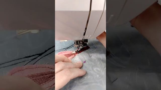 Мастер-класс «Грелка на чайник», выполненный на электромеханической швейной машине Janome XV-7 смотреть онлайн