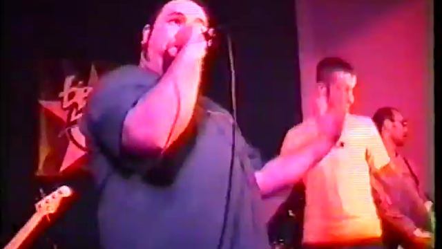 Tipuaixí - III Pocafeina Festival, 15-12-2002, L´Estació de Riudellots de la Selva смотреть онлайн