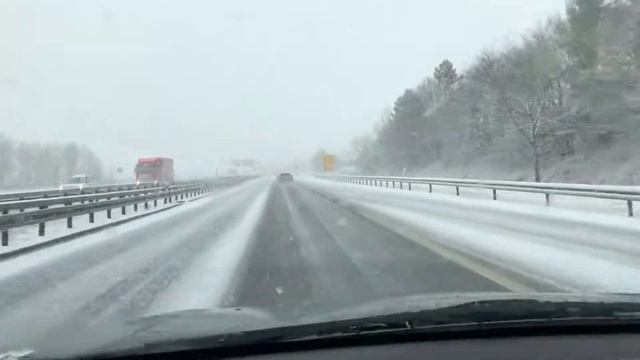 сильный снегопад в Германии