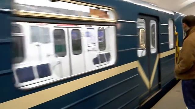 Вагон приехал салон со сиденьем смотреть онлайн