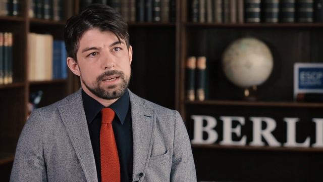 Professor Andreas Kaplan | Rektor ESCP Europe Berlin (seit April 2017) смотреть онлайн