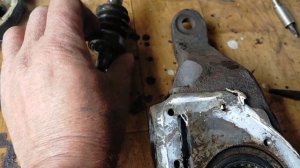 МАЗ 5440. самоподводящиеся тормозные рычаги ( трещотки ) переборка выбраковка и ремонт.