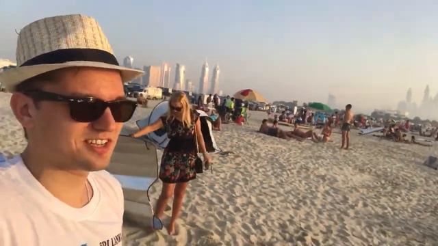 Пляж в Дубаи в пятницу смотреть онлайн