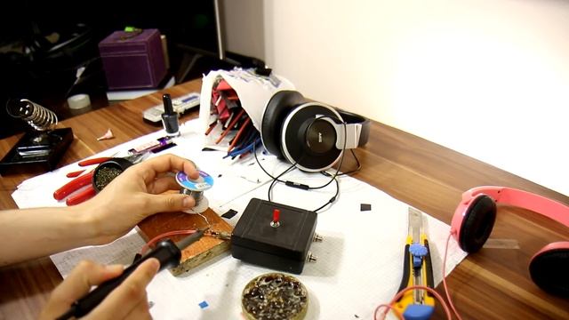 How To FIX 3.5mm Jack Any Headphones Like a PRO смотреть онлайн