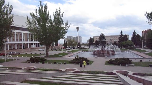 Ростов-на-Дону. Театральная площадь. Фонтан. Парк Революции. Май 2021 года. смотреть онлайн