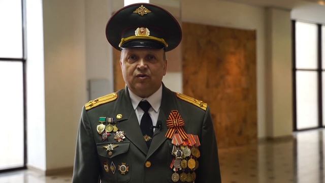 Вас поздравляет ветеран военной службы, кавалер ордена за личное мужество, Игорь Заволовский смотреть онлайн