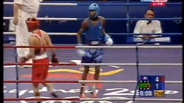 БОЛАТ ЖУМАДИЛОВ VS КЕННЕДИ КЕНИАТА смотреть онлайн