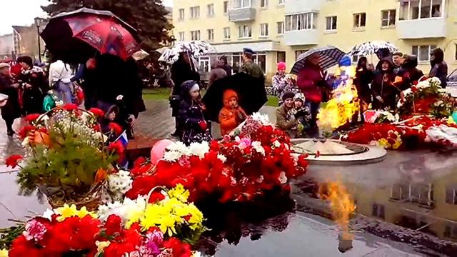 2015 05 09 День Победы 20 Цветы смотреть онлайн