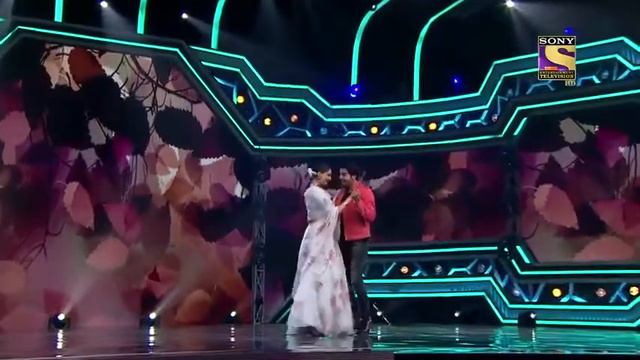 Cute dance of Rajkumar rao & Sonam kapoor with Anil kapoor | ek ladki ko dekha | Super dancer смотреть онлайн