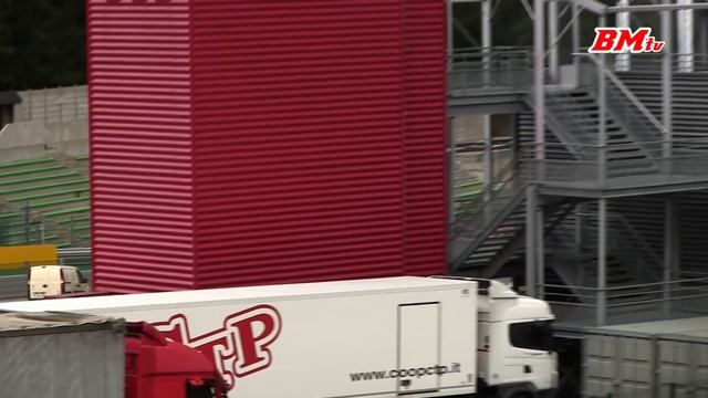 RAW sounds - 2011 Ferrari F1 150° italia смотреть онлайн