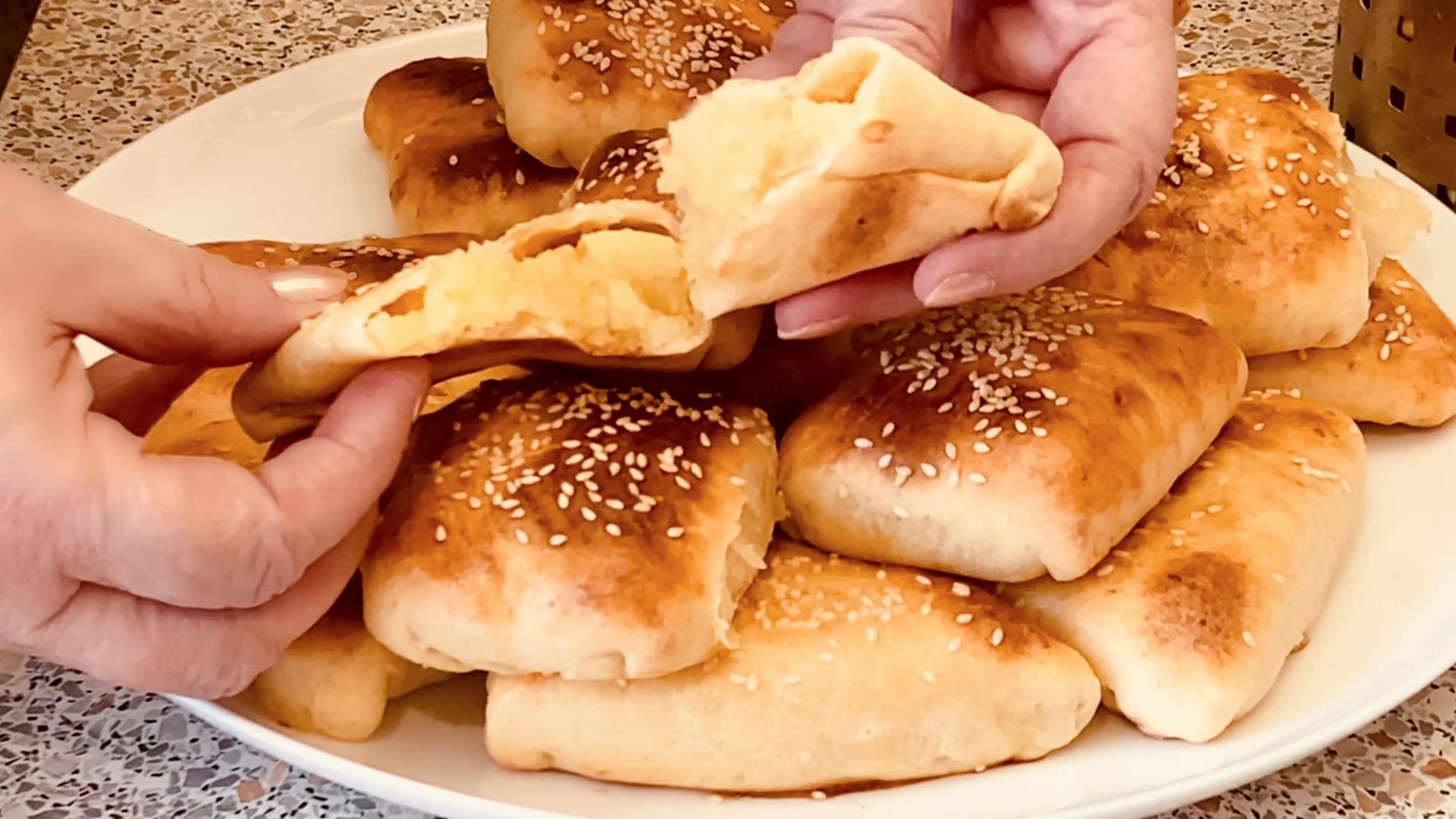 Никаких дрожжей, никакой закваски! Мягкие, вкусные пирожки из универсального ТВОРОЖНОГО ТЕСТА смотреть онлайн