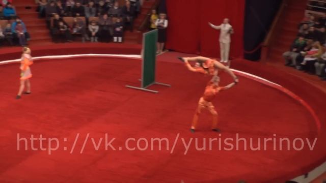 Фестиваль 2014 Цирк третьего тысячелетия в Харькове Цирковая студия Бенефис Номер (3/20). Circus 馬戲 смотреть онлайн