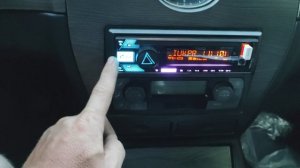 Установка головного устройства  AURA  AMH-76DSP