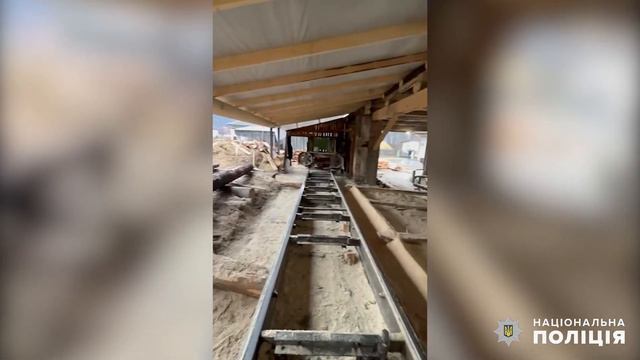 Поліція припинила незаконну заготівлю деревини та вилучила лісопродукції на понад 2 млн гривень смотреть онлайн