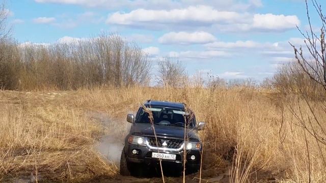 mitsubishi pajero sport 3.0 offroad смотреть онлайн